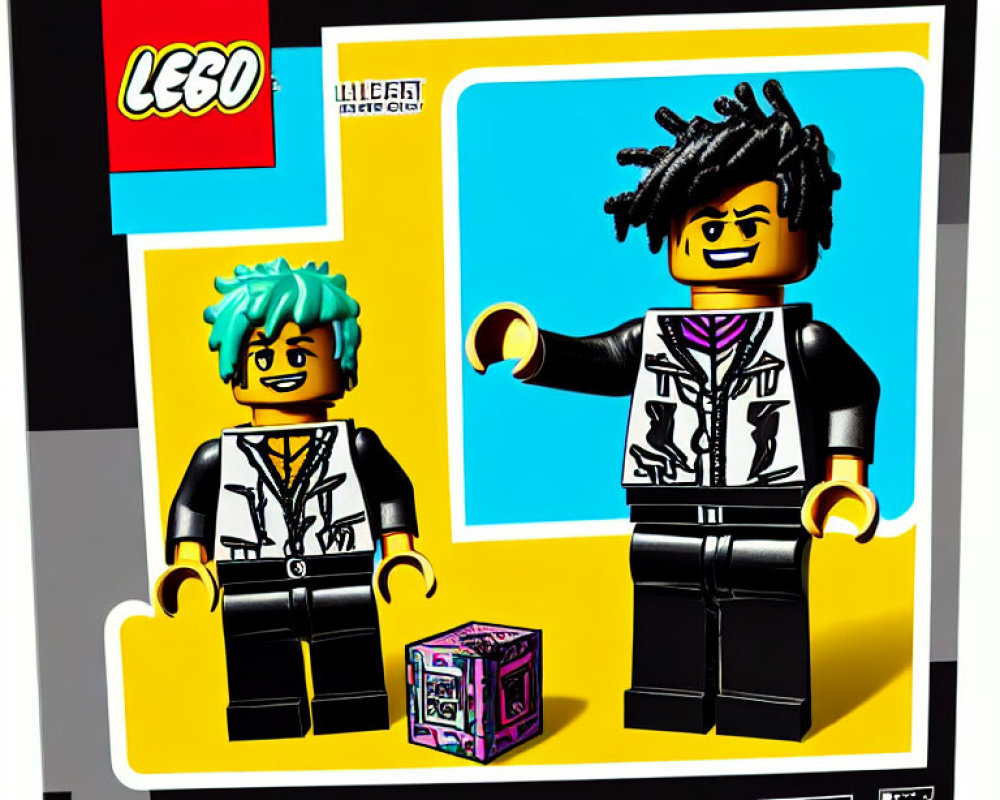 Vibrant LEGO box with alien-themed graphics, two figurines in yellow frame