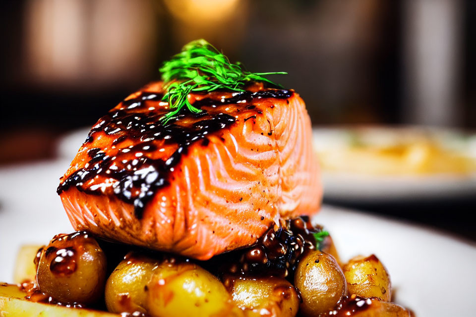 Fresh Dill Glazed Salmon Fillet with Baby Potatoes on White Plate