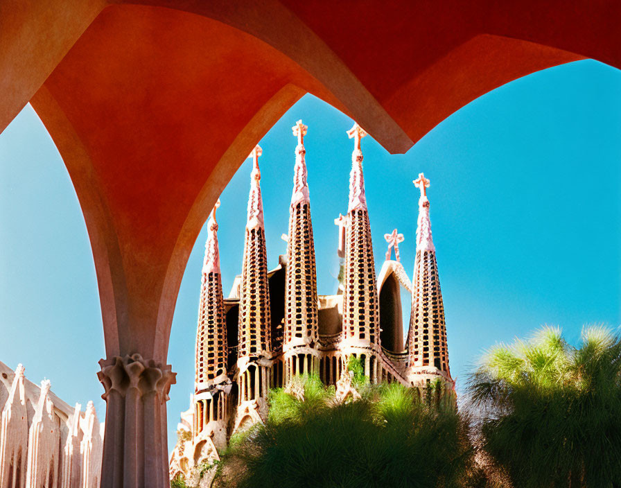 Sagrada Familia fractal rendering