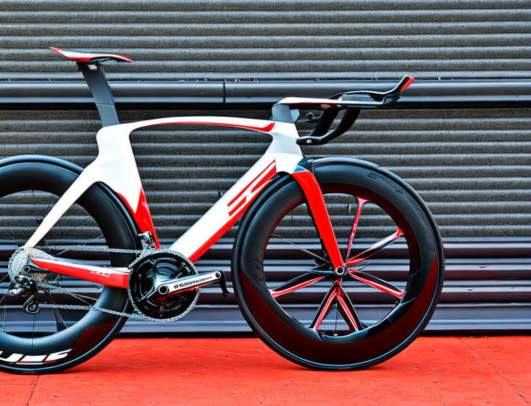 Ferrari-styled triathlon bike