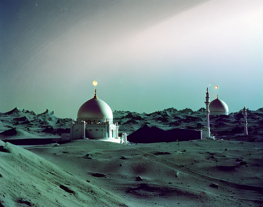 Mosques on Saturn